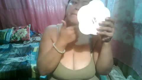 Snapshot of miss_v0lcan0 chatting on 01.12.25 miss v0lcan0 online show from 01.12.25