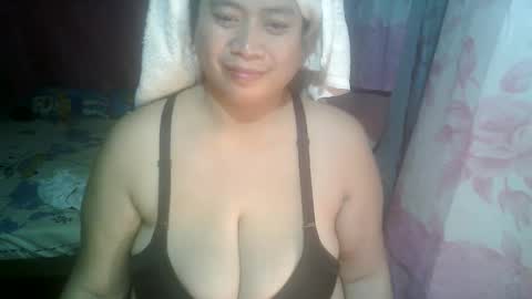 Snapshot of miss_v0lcan0 chatting on 09.17.25 miss v0lcan0 online show from 09.17.25