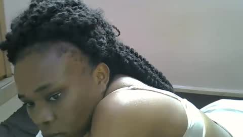 Snapshot of miss_velour chatting on 05.14.26 miss_velour online show from 05.14.26