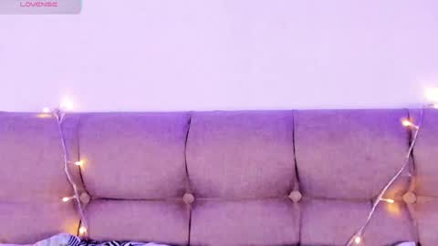 Miss Veronica online show from 02.07.25