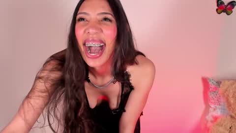 Miss Veronica online show from 09.25.25