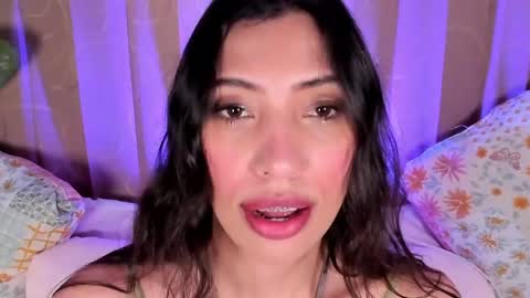 Snapshot of miss_veronica2 chatting on 05.29.26 Miss Veronica online show from 05.29.26
