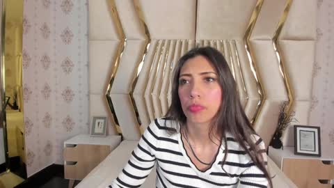 Snapshot of miss_veronicaa chatting on 12.03.24 Veronica summer 7AM to 1500 PM hour GMT-5 online show from 12.03.24