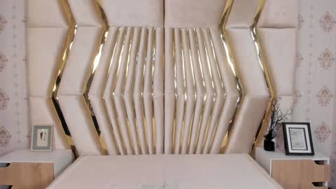 Snapshot of miss_veronicaa chatting on 12.12.24 Veronica summer 7AM to 1500 PM hour GMT-5 online show from 12.12.24