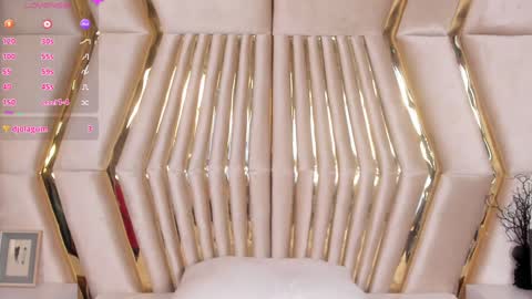 Snapshot of miss_veronicaa chatting on 12.27.24 Veronica summer 7AM to 1500 PM hour GMT-5 online show from 12.27.24