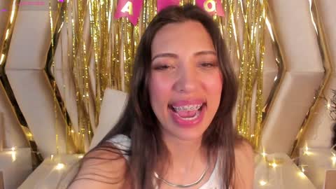 Snapshot of miss_veronicaa chatting on 12.31.24 Veronica summer 7AM to 1500 PM hour GMT-5 online show from 12.31.24