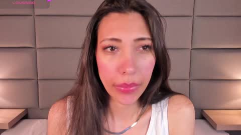 Snapshot of miss_veronicaa chatting on 01.03.25 Veronica summer 7AM to 1500 PM hour GMT-5 online show from 01.03.25