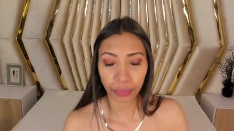 Snapshot of miss_veronicaa chatting on 01.16.25 Veronica summer 7AM to 1500 PM hour GMT-5 online show from 01.16.25