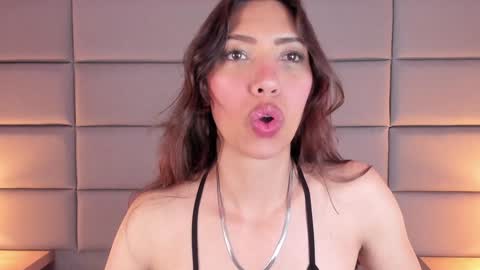 Snapshot of miss_veronicaa chatting on 01.29.25 Veronica summer 7AM to 1500 PM hour GMT-5 online show from 01.29.25