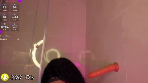 Snapshot of miss_west chatting on 06.18.26 Tay Tay Independent Model online show from 06.18.26