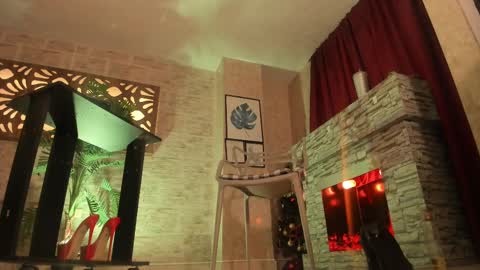      STREAMING SCHEDULE 2200 - 0900 GMT-5 online show from 02.19.25