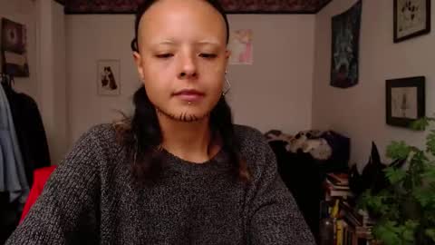 Anarkitten  online show from 02.14.25