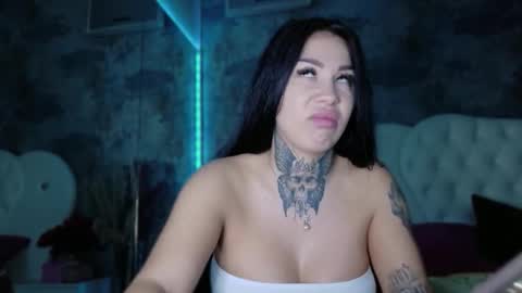 Snapshot of missangellxx chatting on 10.07.25 missangellxx online show from 10.07.25