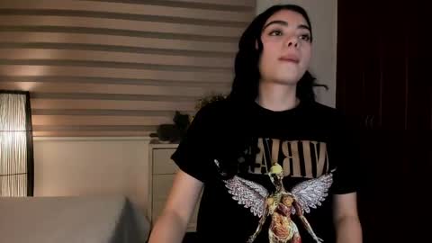 Ariadna Ruiz online show from 04.14.26