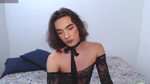 Mis Ari online show from 03.04.26