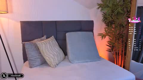 Laura online show from 02.04.26