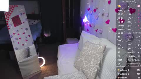 Snapshot of missbecca_ chatting on 03.16.26 Becca online show from 03.16.26