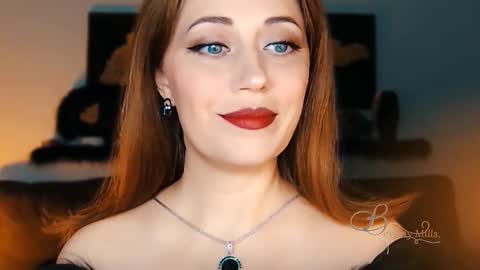 The divine Beverly online show from 10.09.25