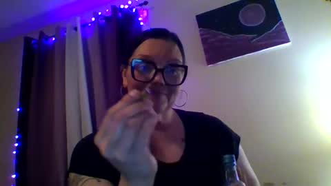 MissCannaSmokes online show from 02.14.26