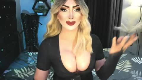 Snapshot of misschannel4sub chatting on 07.24.26 PRIESTESS CHANNEL online show from 07.24.26