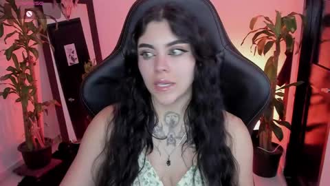 Missy Charlottte.  Hey remember to give me a thumbs up ty online show from 04.01.26