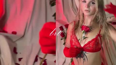 Chloe freelance model Please your thumbs up are important  online show from 02.21.25