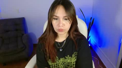 Daphne  online show from 10.19.25