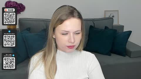 Miss Darina Ross online show from 12.03.24