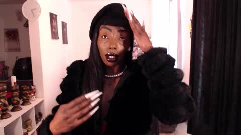 Emilie Diaz online show from 01.15.26