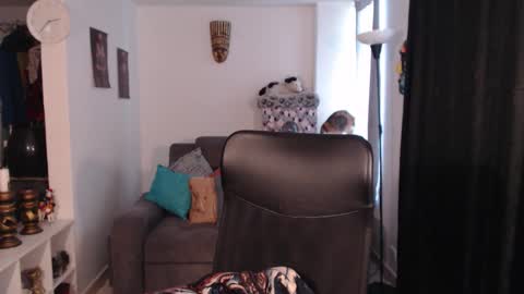 Snapshot of missemilie1 chatting on 02.05.26 Emilie Diaz online show from 02.05.26