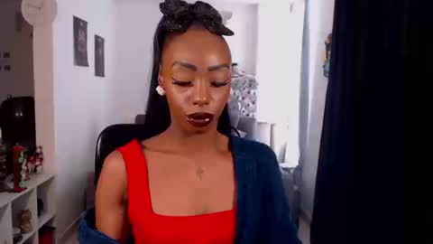 Emilie Diaz online show from 03.25.26