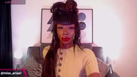 Snapshot of missemilie1 chatting on 06.16.26 Emilie Diaz online show from 06.16.26