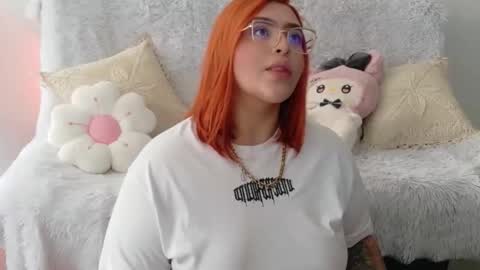 missevans_ online show from 04.14.26