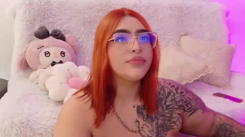Snapshot of missevans_ chatting on 05.27.26 missevans_ online show from 05.27.26