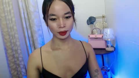 Snapshot of missfantasia chatting on 12.21.25 missfantasia online show from 12.21.25