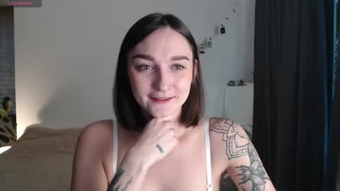 missfiti online show from 12.04.25