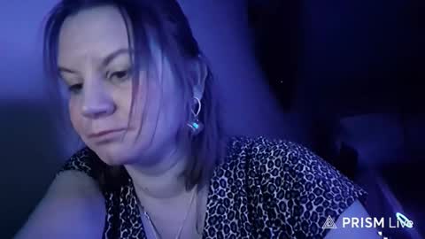 Snapshot of missis_laura chatting on 02.14.26 missis_laura online show from 02.14.26