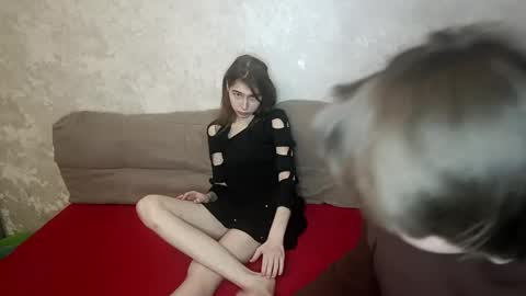 Ashley and Alex online show from 03.29.26