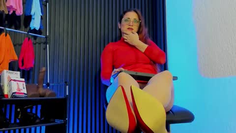 misskathyfox online show from 11.22.25