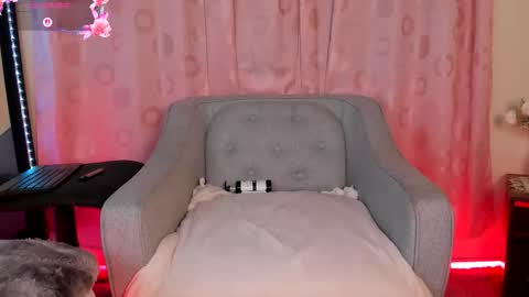   online show from 11.30.25