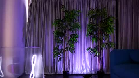 misskiarra online show from 02.24.25