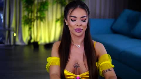 misskiarra online show from 03.01.25