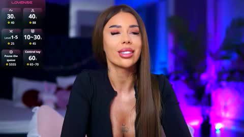 misskiarra online show from 02.19.26