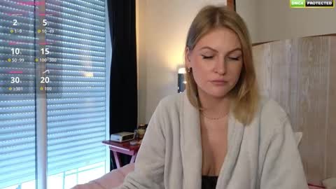 Misslucci online show from 09.22.25