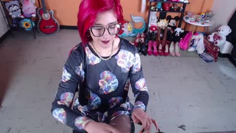 Miss Mia online show from 02.01.25