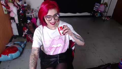 Snapshot of missmia2 chatting on 02.09.25 Miss Mia online show from 02.09.25