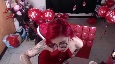 Snapshot of missmia2 chatting on 02.14.25 Miss Mia online show from 02.14.25