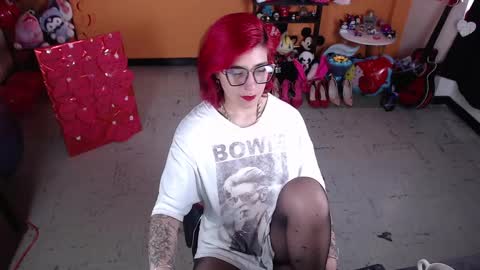 Snapshot of missmia2 chatting on 03.01.25 Miss Mia online show from 03.01.25