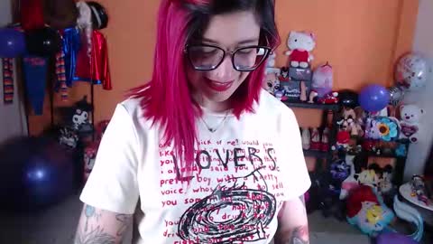 Snapshot of missmia2 chatting on 09.08.25 Miss Mia online show from 09.08.25