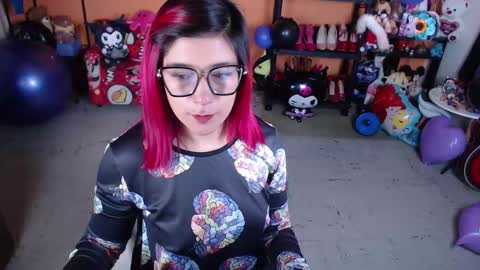 Snapshot of missmia2 chatting on 09.16.25 Miss Mia online show from 09.16.25